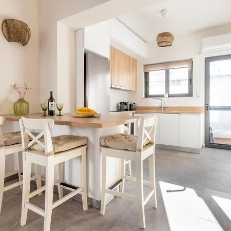 Irene'S Sunny Apartment 코스 타운 외부 사진
